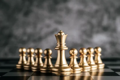 Lead to Succeed 5 Ways to Motivate People to Become Leaders Vilpress