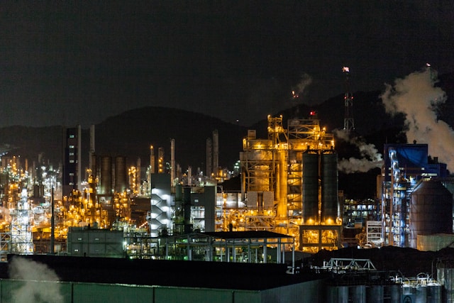 Refinery Image
