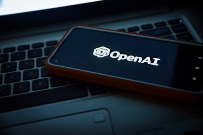 OpenAI bans Chinese accounts