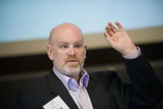 Stephen Louis Macknik